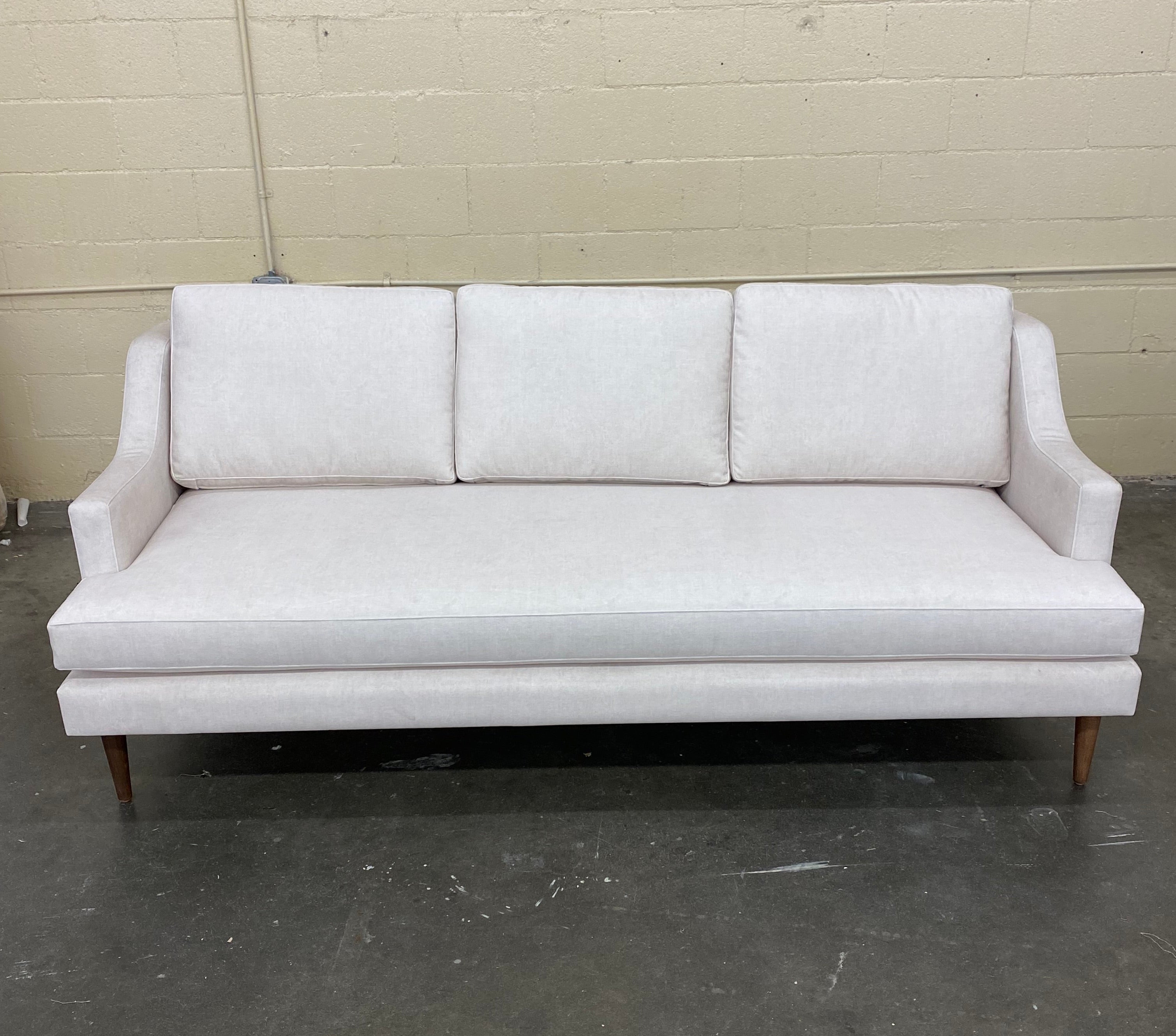 Meera Sofa