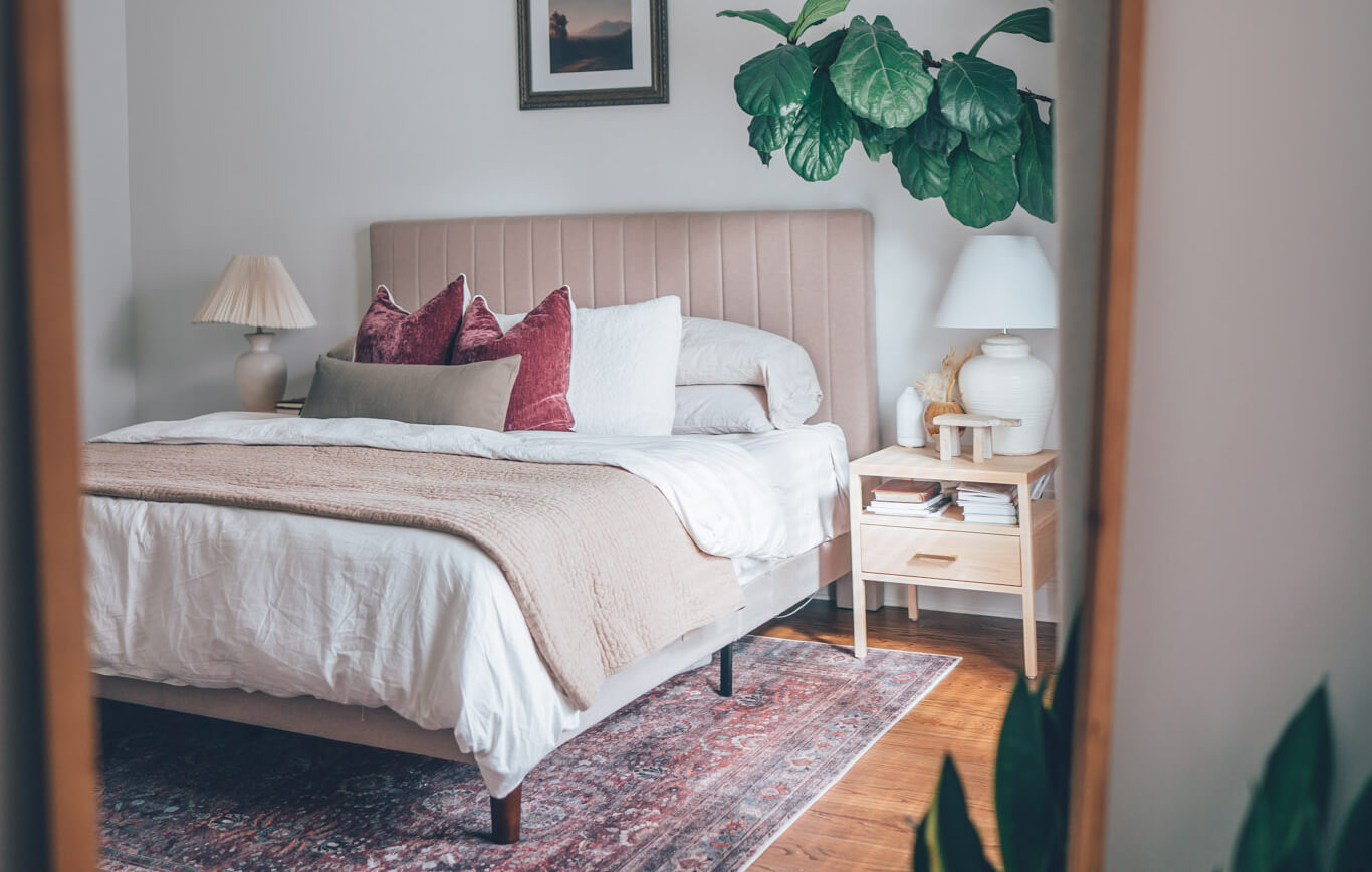 G: Shown in solid Maple. Image via @govictoria