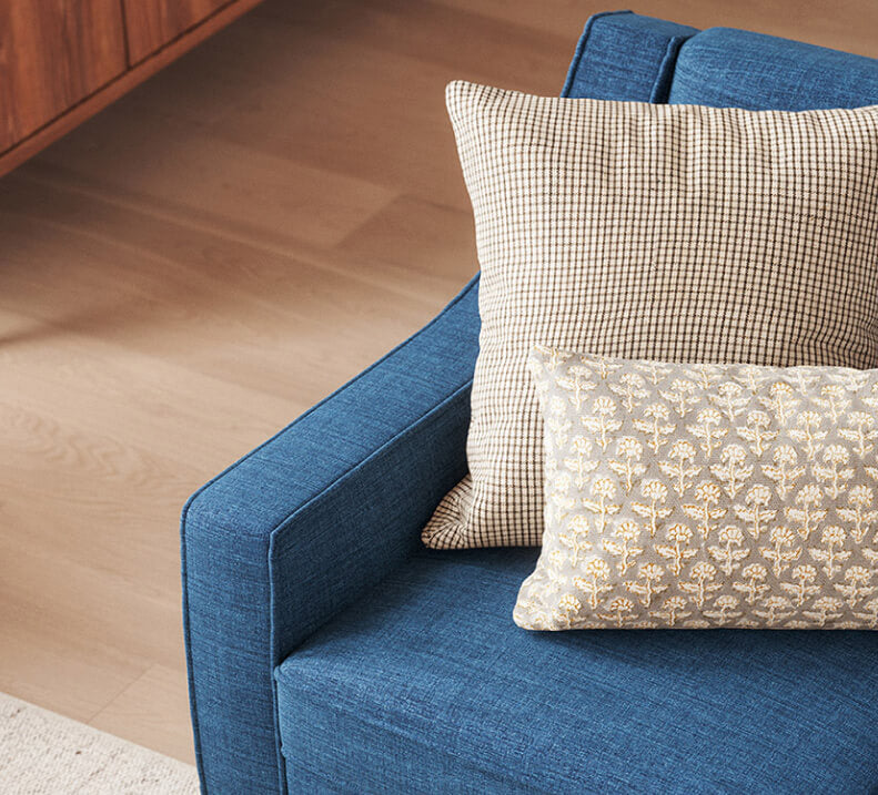 Shown in Melton Marine fabric