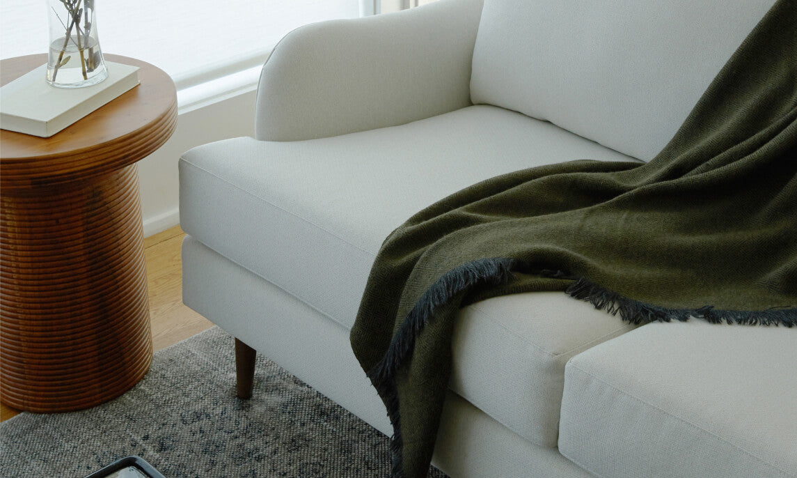 IRL: Shown in Texture Oyster Fabric. Image by @lindseabrown